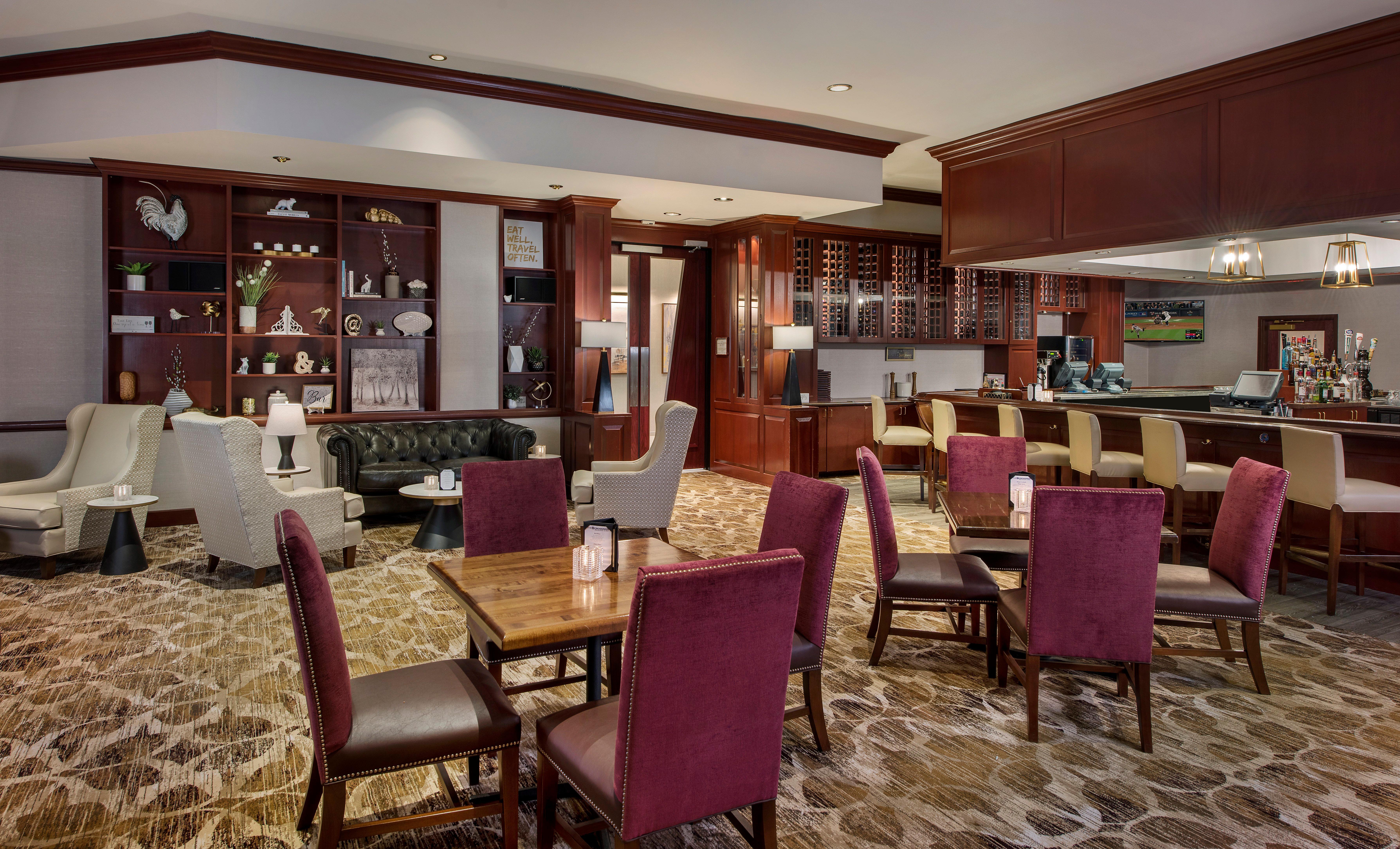 Hotel Crowne Plaza Providence-Warwick Exterior foto