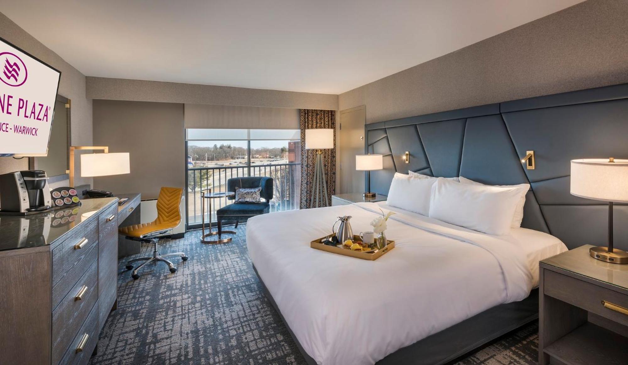 Hotel Crowne Plaza Providence-Warwick Exterior foto